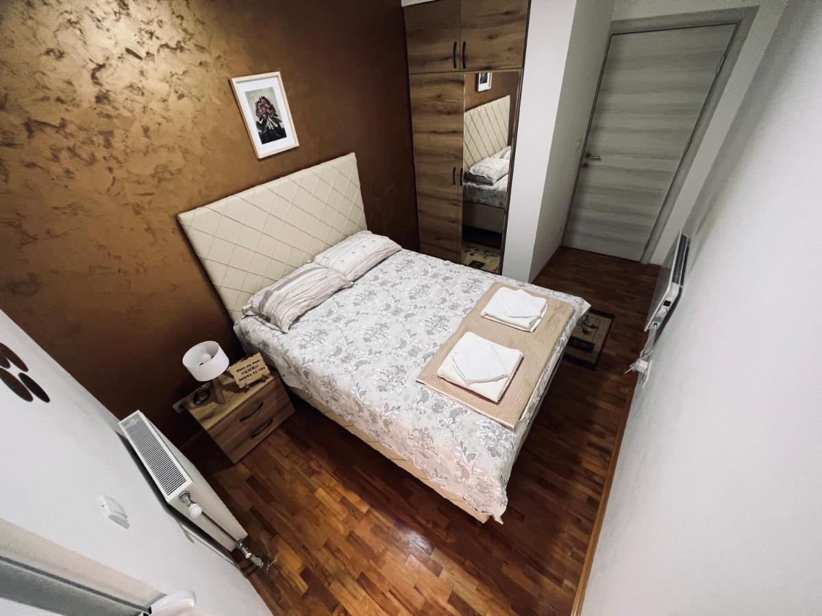 Apartman Lux ヴラニェ エクステリア 写真