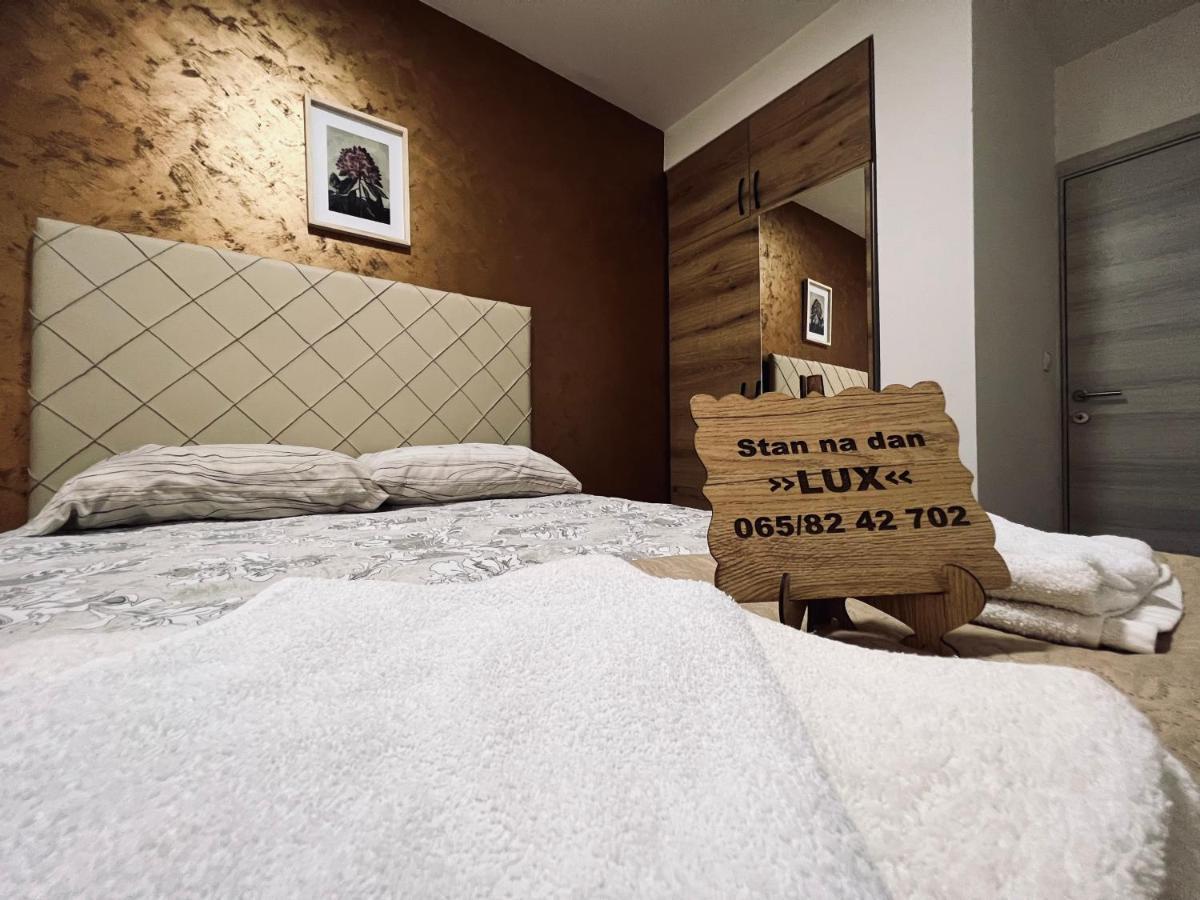 Apartman Lux ヴラニェ エクステリア 写真