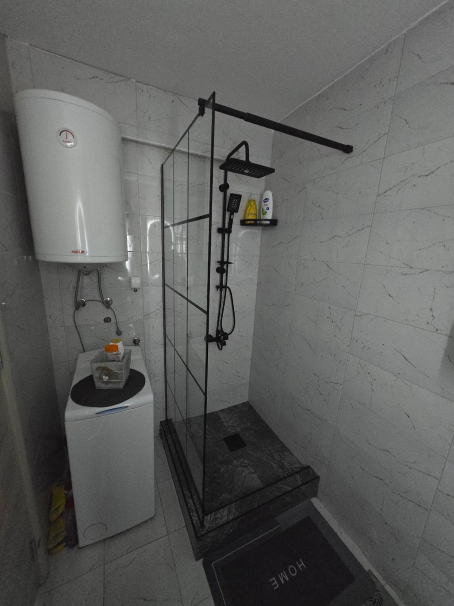 Apartman Lux ヴラニェ エクステリア 写真